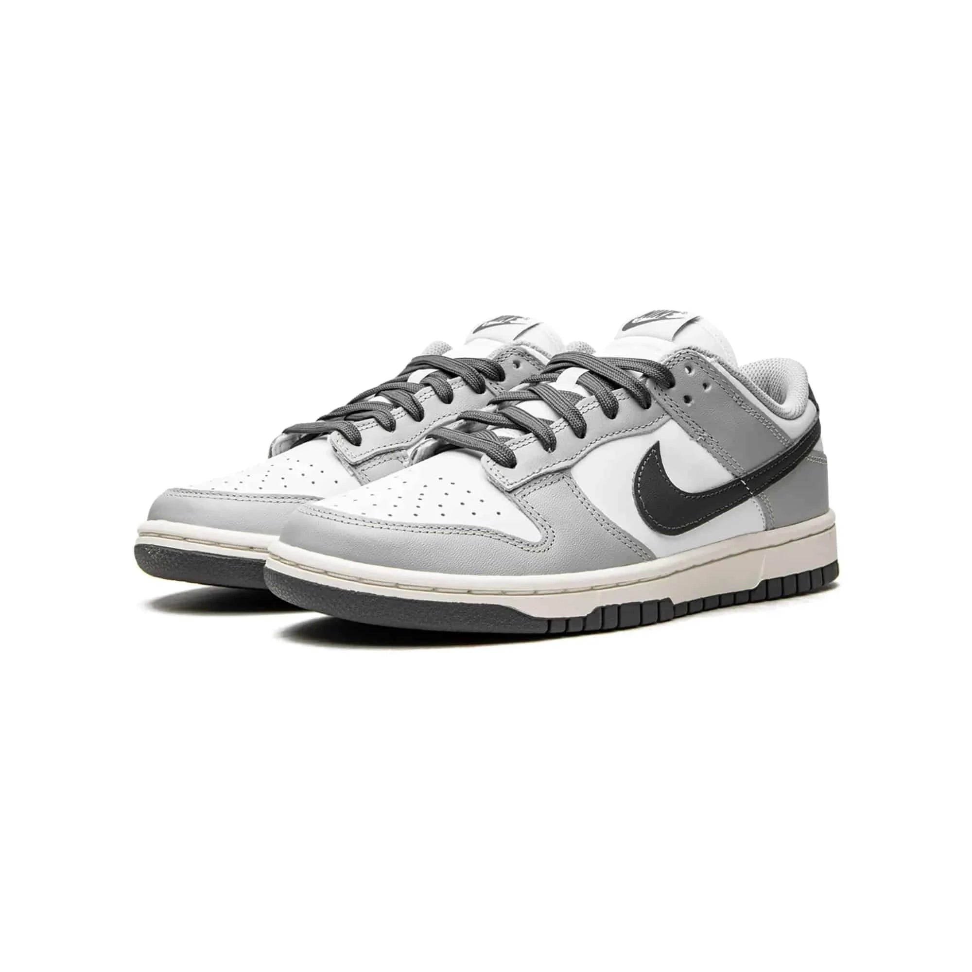 Nike Dunk Low Light Smoke Grey (W)